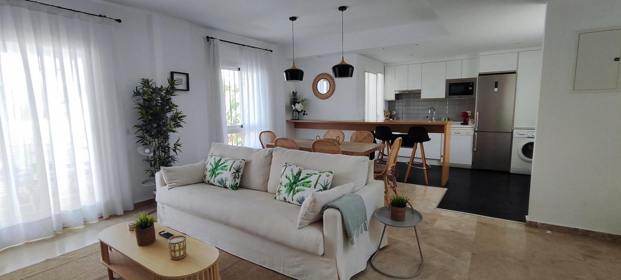 Naranjos Design Duplex Penthouse *